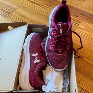 Brand New Under Armour running shoes, size 8